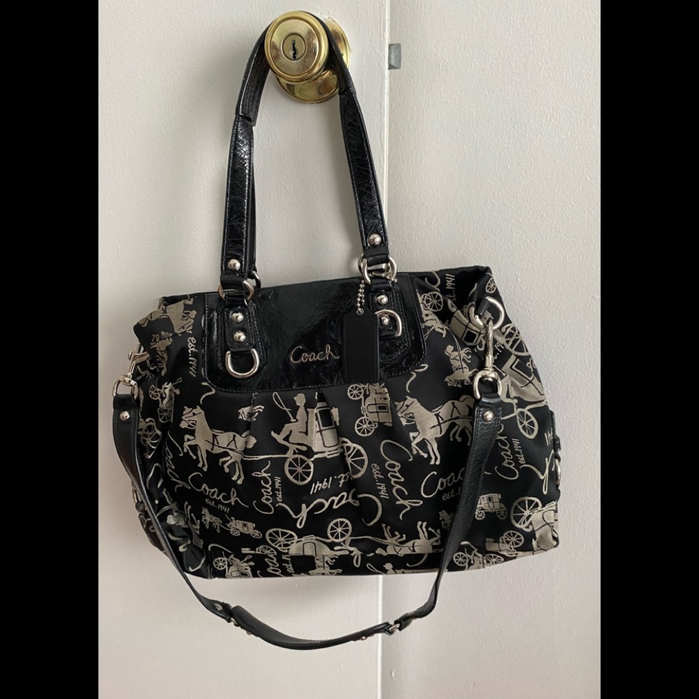 Authentic Black Coach handbag, shoulder bag,